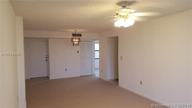 8101 Byron Ave unit 509, Miami Beach, FL 33141 - photo 3