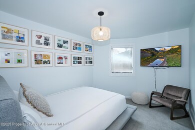 809 S Aspen St Unit 7 Web 14