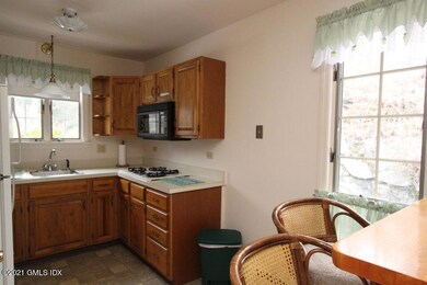 200 Weaver St unit B, Greenwich, CT 06831 - photo 3