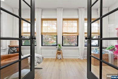 11 W Gouverneur Ave, Rutherford, NJ 07070 - photo 3