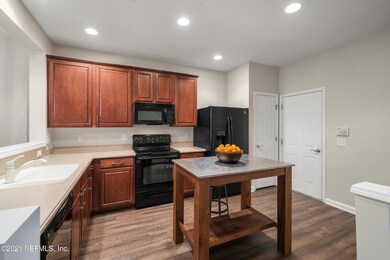 13499 Stone Pond Dr-9