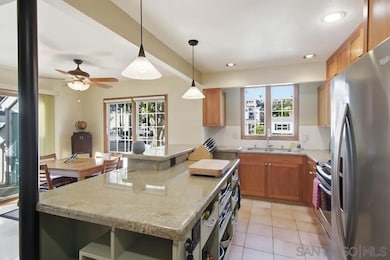 1059 Agate St unit A, San Diego, CA 92109 - photo 6