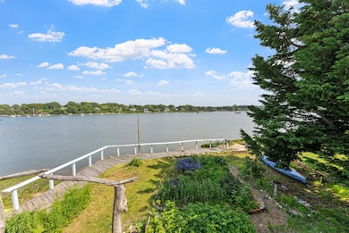 129 Beach Rd, Tisbury, MA 02568 - photo 3