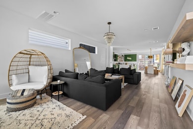 404 Powell Cir unit B, Austin, TX 78704 - photo 4