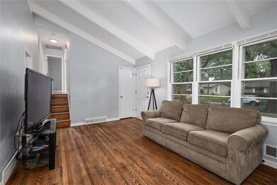 7102 Larsen Ln, Shawnee, KS 66203 - photo 6