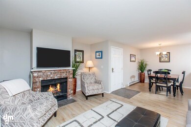 04-Living Room MS_3619-Edit