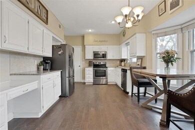 15603 Maple St, Overland Park, KS 66223 - photo 6