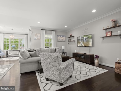 1117 Lanham Ln, Gambrills, MD 21054 - photo 3