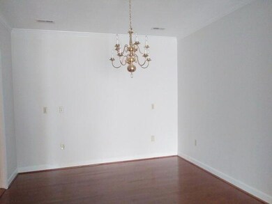 2 Dining Rm