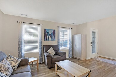 3215 Parkview Dr, Columbus, IN 47201 - photo 4