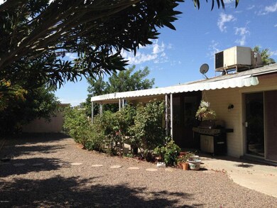 719 N 55th Place, Mesa, AZ 85205 - photo 6