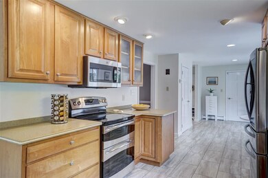 179 S Merrimack Rd, Hollis, NH 03049 - photo 7