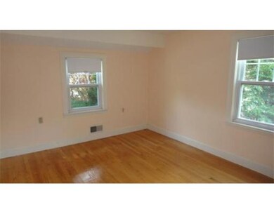 17 Calthrope Rd unit 17, Marblehead, MA 01945 - photo 4