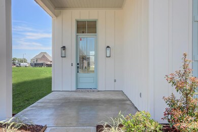 212 Santander Dr, Youngsville, LA 70592 - photo 3