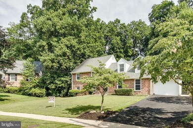 9526 Stevebrook Rd, Fairfax, VA 22032 - photo 3