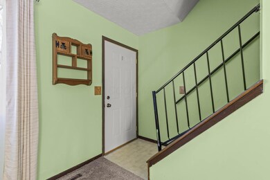 9-web-or-mls-3063HighcliffCourt_Hommati1