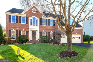 9211 Deveron Ct, Fairfax Station, VA 22039 - photo 2