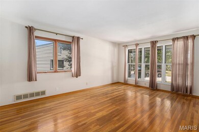 3151 Lin Tel Rd, Saint Louis, MO 63125 - photo 4