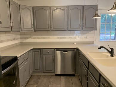 107 Center Depot Rd unit H, Charlton, MA 01507 - photo 5