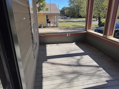 834 Graham St, Paris, TX 75460 - photo 2