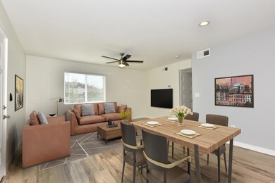 2308 N 28th Place unit 4, Phoenix, AZ 85008 - photo 2