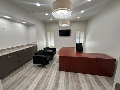 105 Beau Chene Blvd unit 100, Mandeville, LA 70471 - photo 3