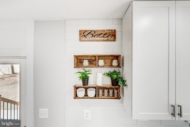 6021 Oklahoma Rd, Sykesville, MD 21784 - photo 4