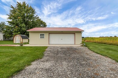 Detached Garage
