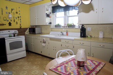1615 S Main St, Bechtelsville, PA 19505 - photo 7