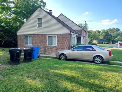 9834 S Oglesby Ave, Chicago, IL 60617 - photo 2