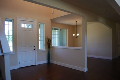 12617 Gilling Ln SE, Yelm, WA 98597 - photo 5