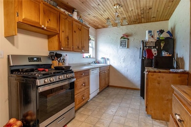 524 W Kirk St, Shawnee, OK 74801 - photo 7