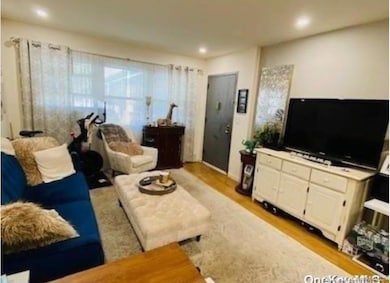 765 Shore Rd unit 1D, Long Beach, NY 11561 - photo 4