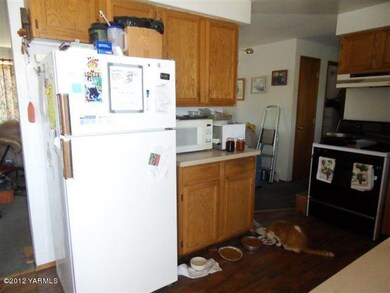 Kitchen (1)