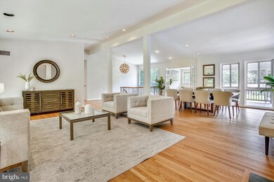 9015 Honeybee Ln, Bethesda, MD 20817 - photo 5