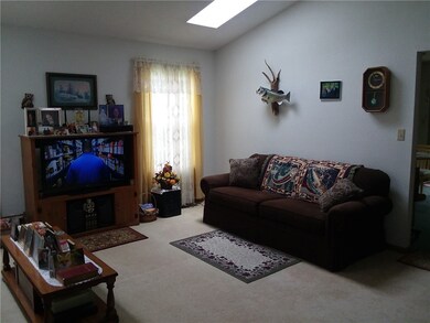 9948 N Briar Ln, Effingham, IL 62401 - photo 5