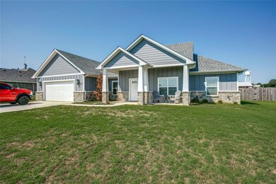 140 Walnut St, Paradise, TX 76073 - photo 2