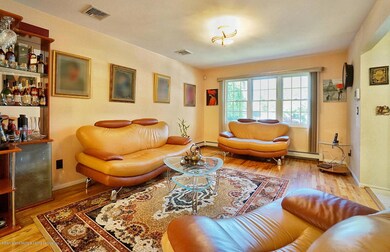 (7) Living Room New