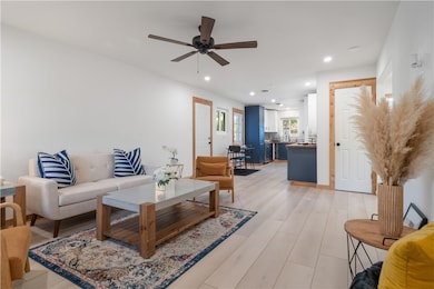 914 Brock Dr, Corpus Christi, TX 78412 - photo 7