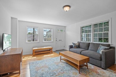 27 Washington St, Marblehead, MA 01945 - photo 3