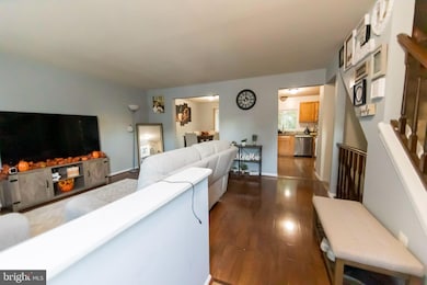 1868 Murdock Ct, Frederick, MD 21702 - photo 3