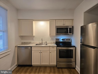 735 S Kent St, Winchester, VA 22601 - photo 4