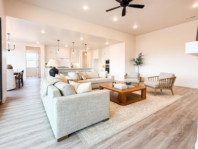 541 N 3380 W, Hurricane, UT 84737 - photo 5