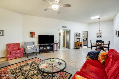 13869 N Thunderbird Blvd, Sun City, AZ 85351 - photo 4