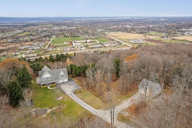 135 Hillcrest Heights, Saint Albans, VT 05478 - photo 2