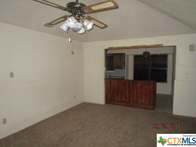 1004 N 4th St, Copperas Cove, TX 76522 - photo 5