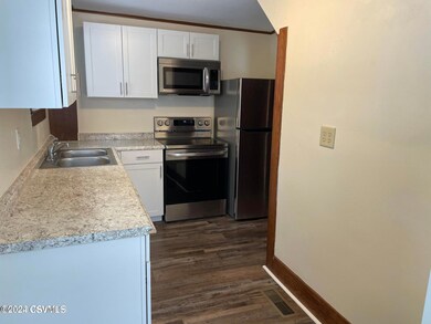 306 N 3rd St, Mifflinburg, PA 17844 - photo 2