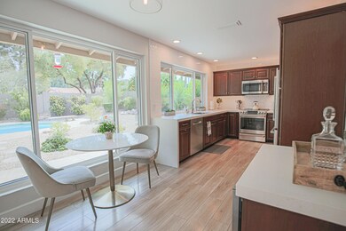 9233 N 33rd Way Phoenix AZ 85028 X-39