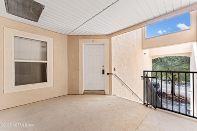 5201 Playpen Dr unit 811, Jacksonville, FL 32210 - photo 3