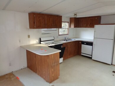 64 Rutland Rd, Crawfordville, FL 32327 - photo 2